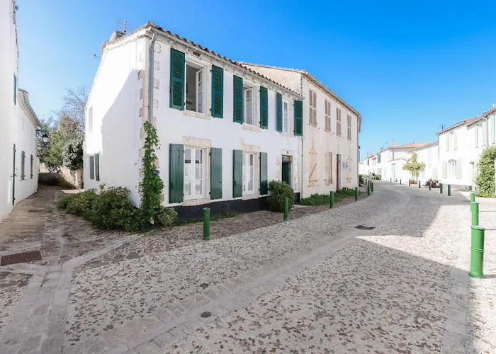 Maison Retaise Pour 6 A En Re * La Flotte