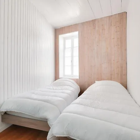 Holiday home Maison Retaise Pour 6 A En Re
